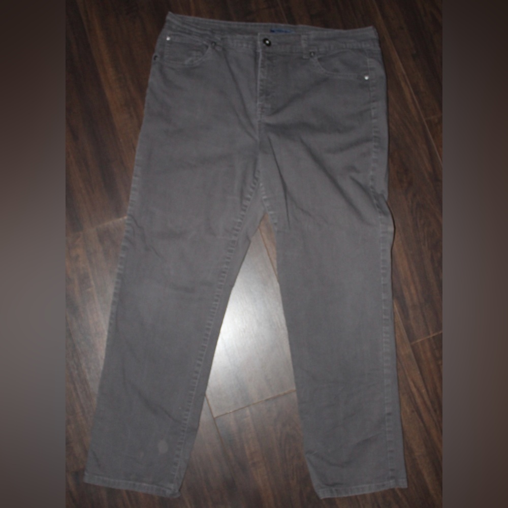 Bandolino Womens Jeans
